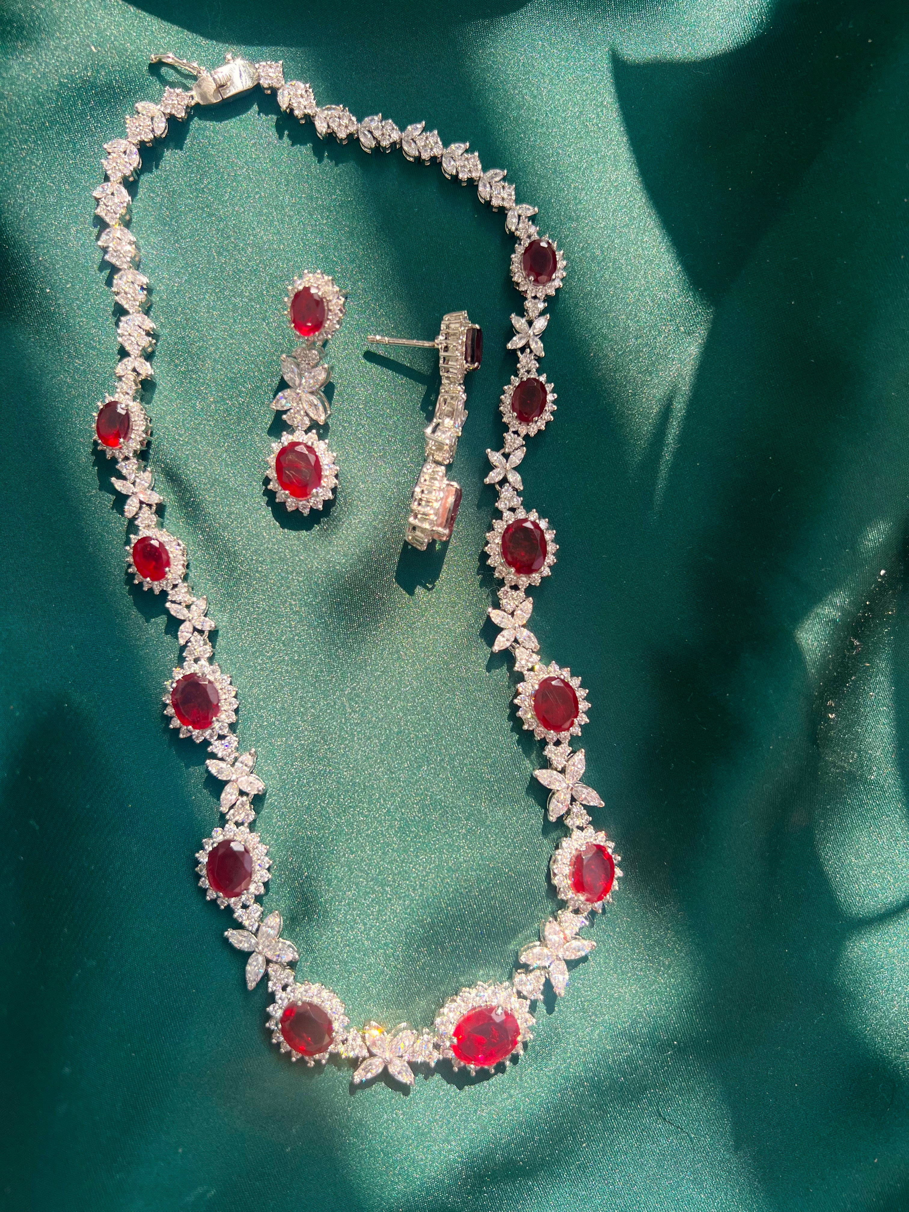 RUBY SOLITAIRE COCKTAIL SET