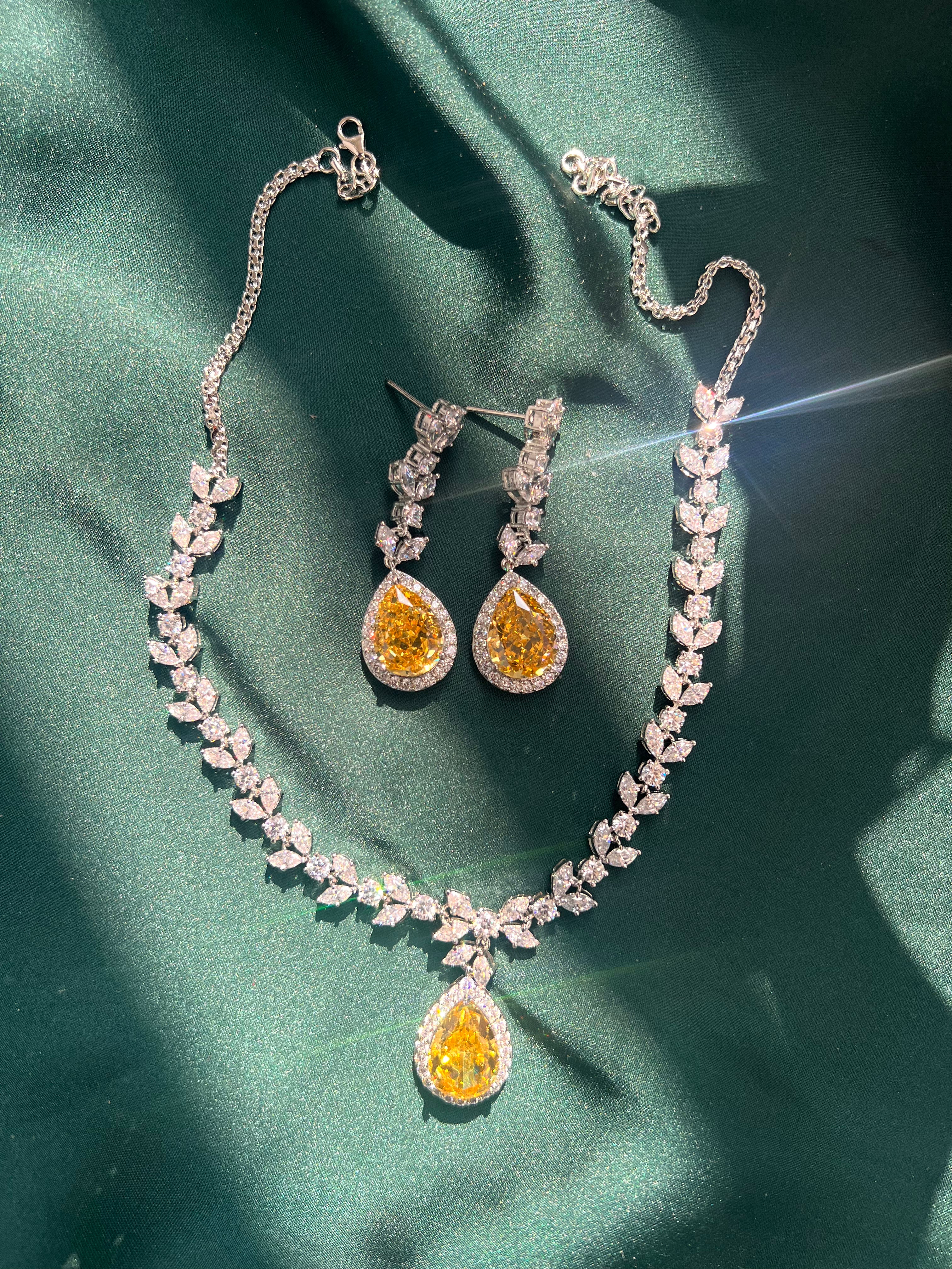 SUNRISE SOLITAIRE CLASSIC DROP SET